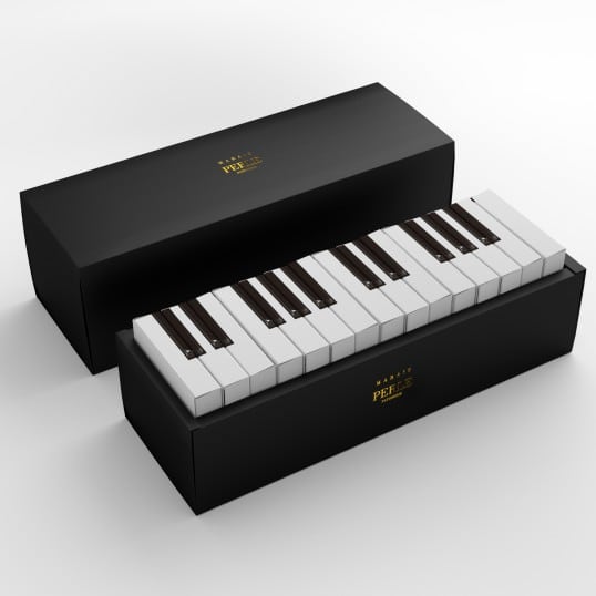 51231-159493-marais-piano-cake-packaging-image-2